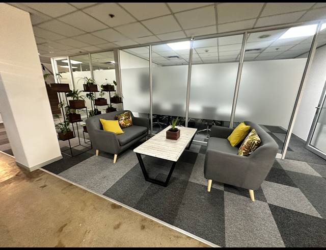 79.80M² SERVICED OFFICE TO LET IN ROSEBANK